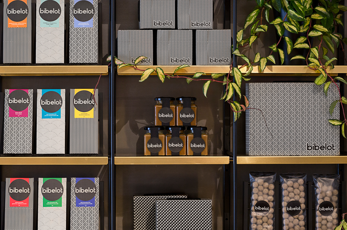 歐式甜品店品牌包裝設計，飲品與甜點的天堂